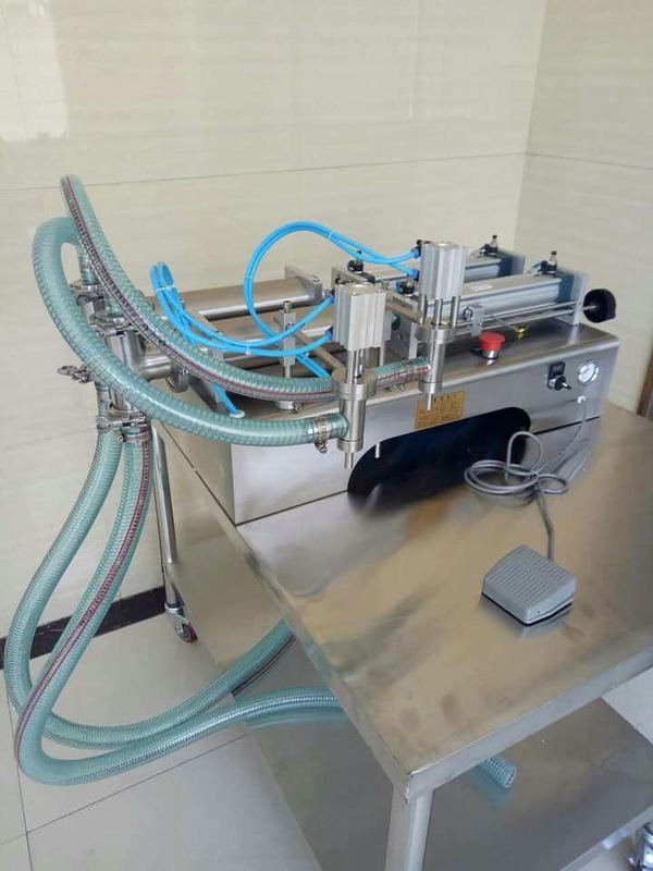 Двухстворчатая пневматическая машина для наполнения жидкостью для наполнения шампуня, масла, химических веществ G1WY-2Y-500