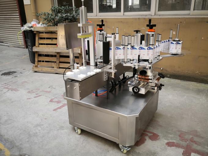 Автоматическая двухсторонняя машина для маркировки моющих средств для стирки полуавтоматическая квадратная бутылка 1