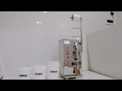 Деревянная упаковка Полуавтоматическая машина для наполнения жидкостью с удобным дизайном